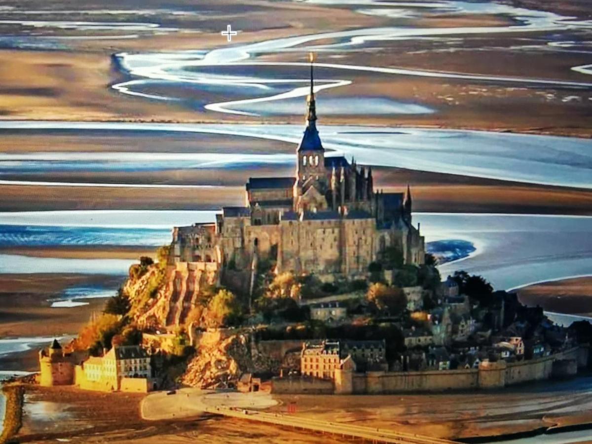 Magnifique Appartement Pres De La Mer Et Du Mt St Michel En Bretagne Le Vivier-sur-Mer Eksteriør billede